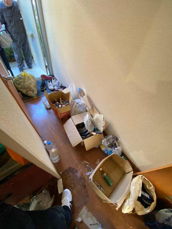 静岡県沼津市のマンション1室の特殊清掃 廊下